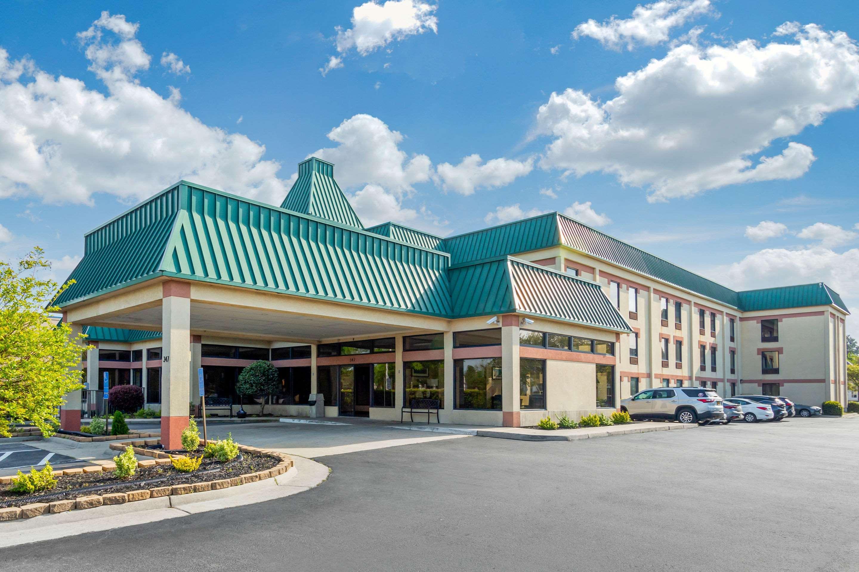 Quality Inn & Suites Olde Town Portsmouth Exterior foto